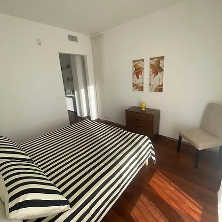 Attico 10 Apartment Bari